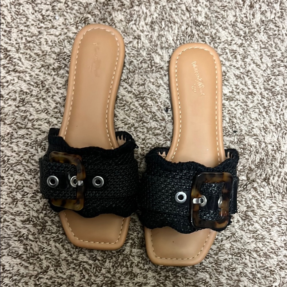 Women's Black Woven Sandals